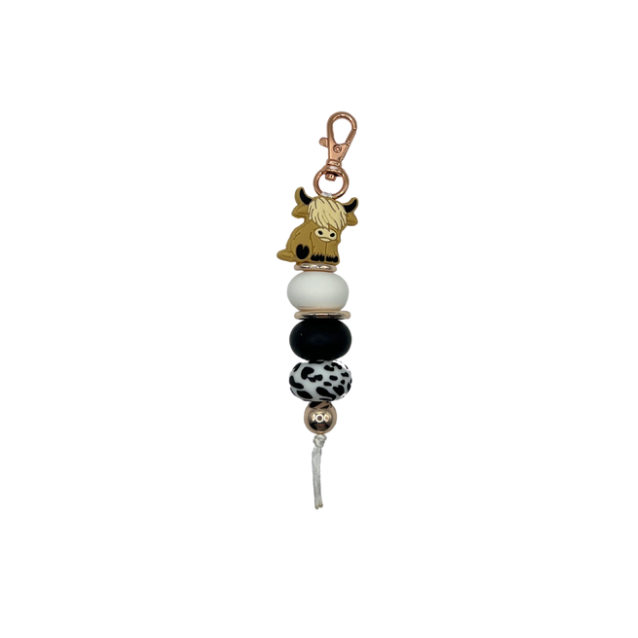 Black highland cow keyring